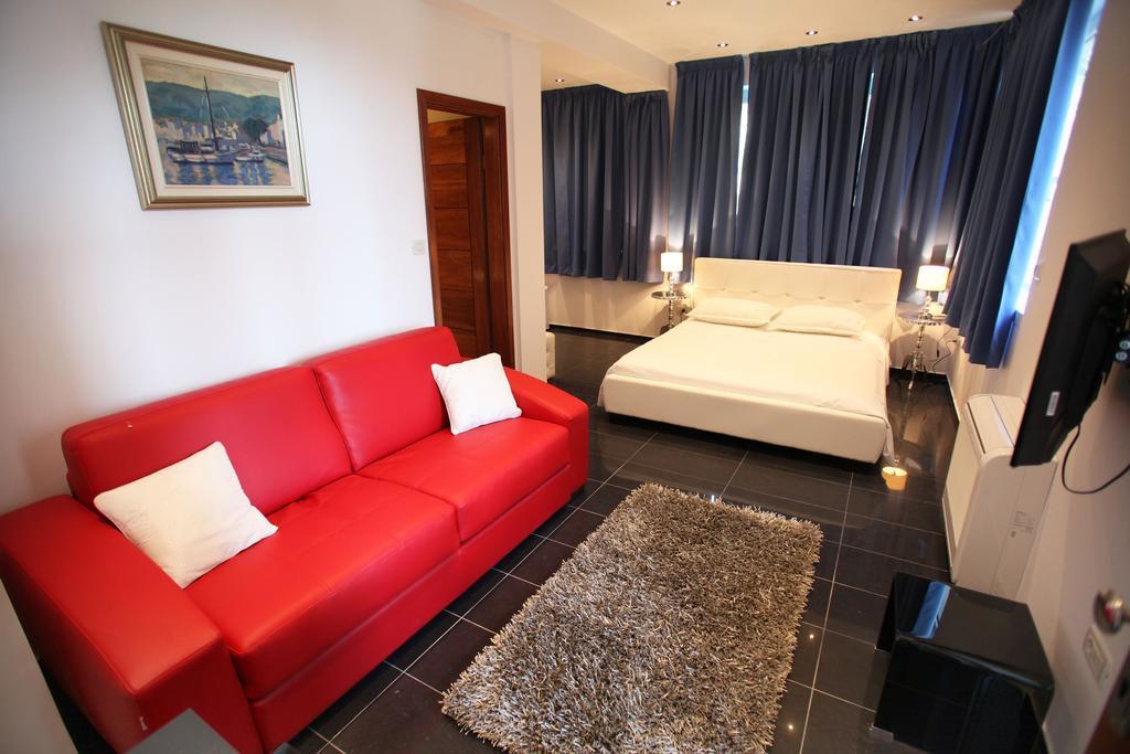 Villa Kampanel Trogir Room photo